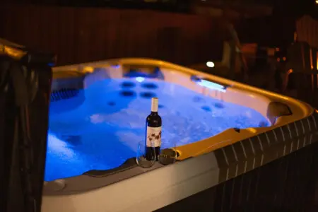 173095 454385 lLynnsDxM FMUGQfQwWf3U yNmQRT87NTNrgVM 2dF0 691bcda5ab206.jpg